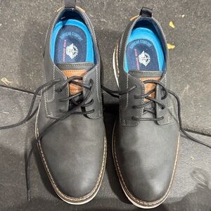 Dockers Black and Brown Oxfords